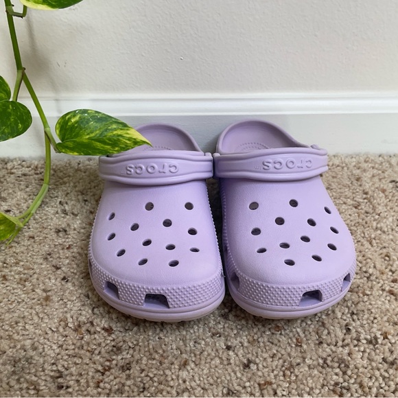 🐊 Crocs - Picture 2 of 6